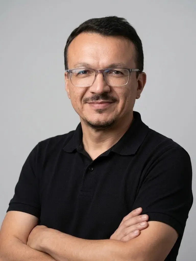 Dr. Fábio Neves, médico ultrassonografista da AVODAH